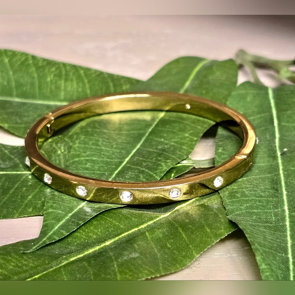 Kate Spade Set In Stone Hinged Bangle - Picture 2 of 6